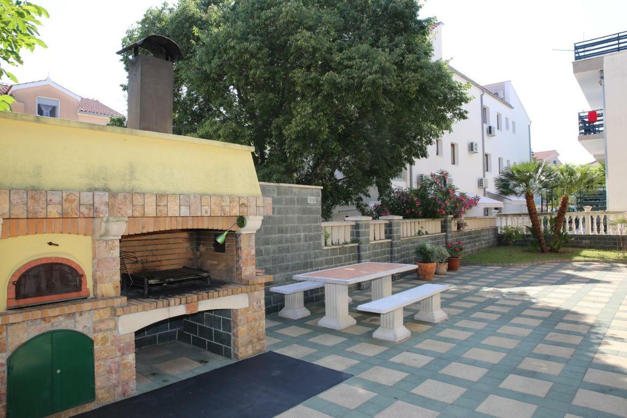 Vila Nara Hotel Vodice Ngoại thất bức ảnh
