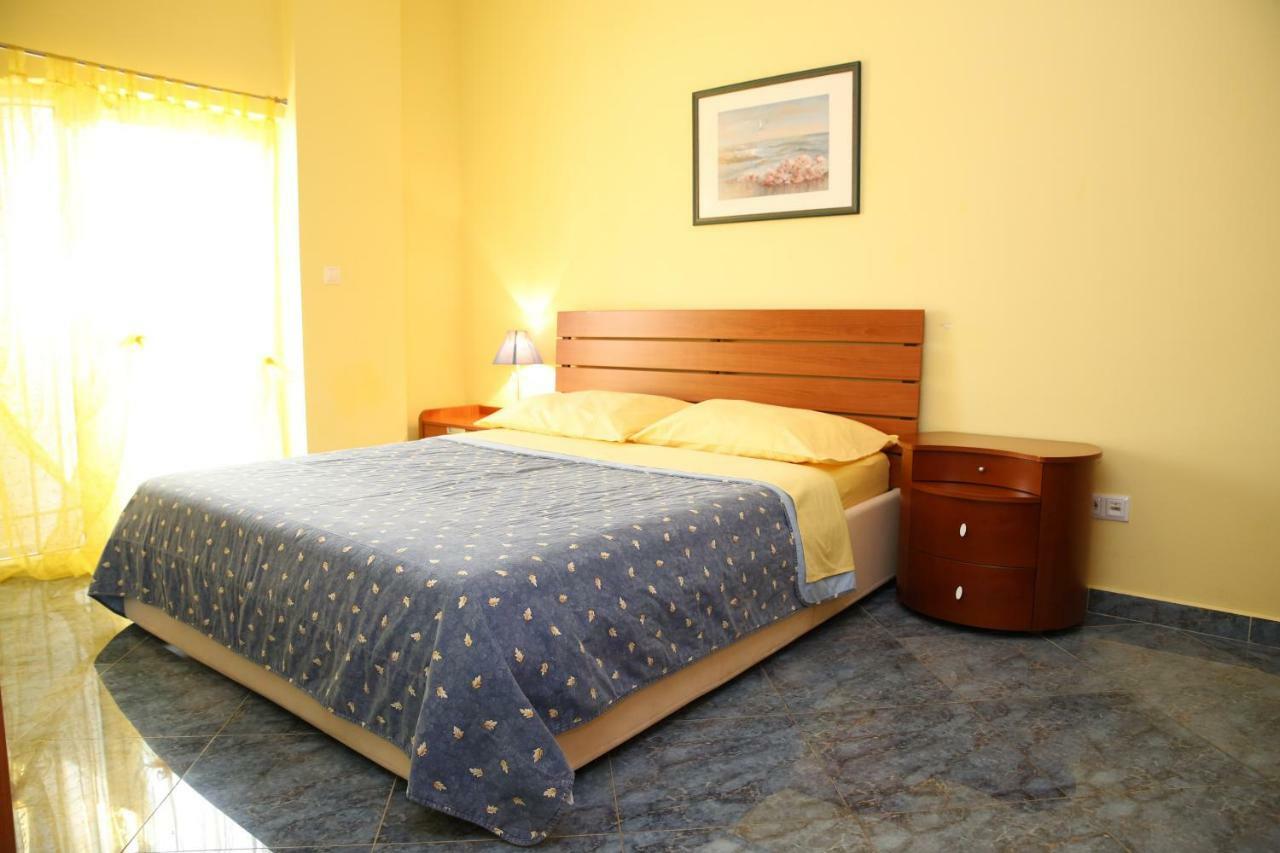 Vila Nara Hotel Vodice Ngoại thất bức ảnh